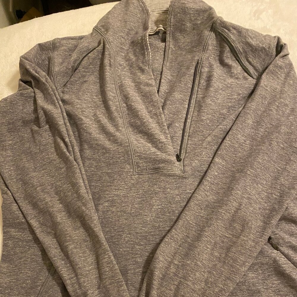 Lululemon Pullover